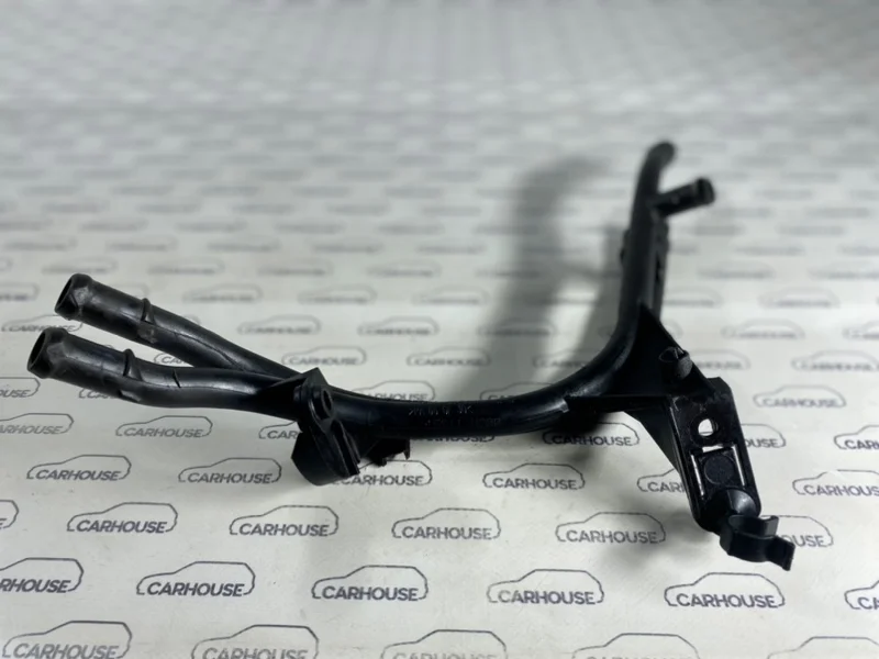 Патрубок охлаждения Audi A3 2.0 CCT 2010