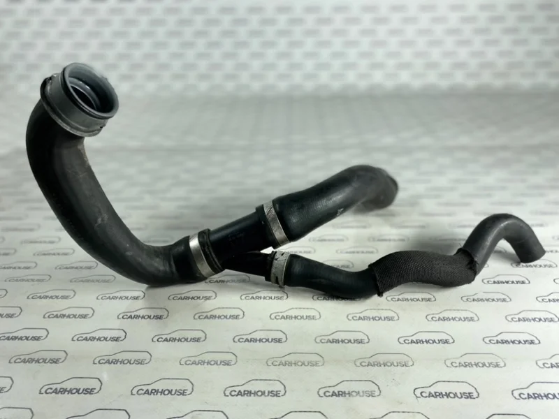 Патрубок воздушного фильтра Mercedes Benz E-Class