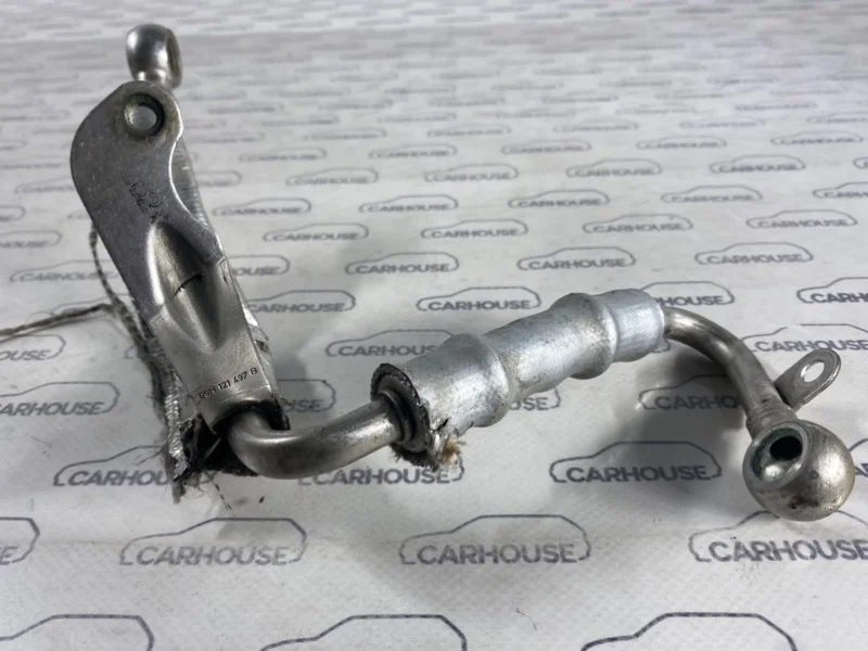 Трубка масляная Audi A4 8K 2.0 CAE 2011