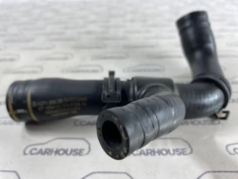 Патрубок охлаждения Mercedes Benz C-Class W204 1.8