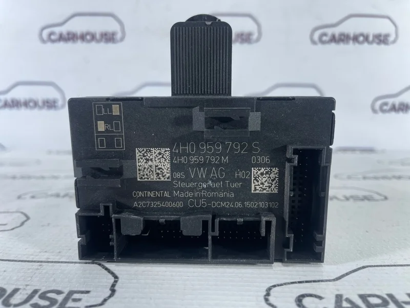 Блок управления дверьми передний левый Volkswagen