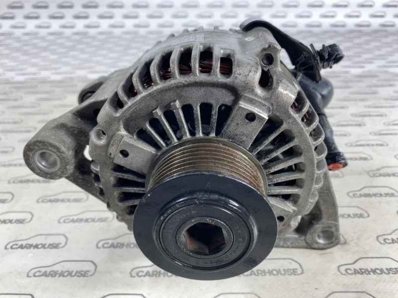 Генератор Hyundai STAREX A1 2.5 D4CB 2006