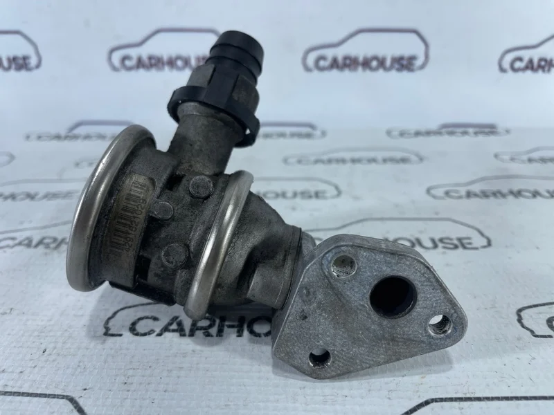 Клапан егр Audi Q7 4.2 BAR 2009