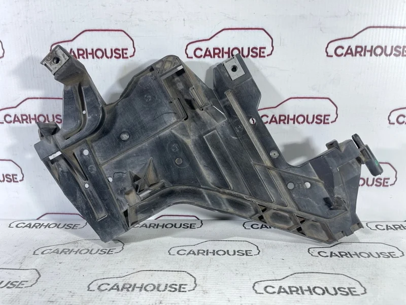 Кронштейн фары правый Audi A4 B8 2010