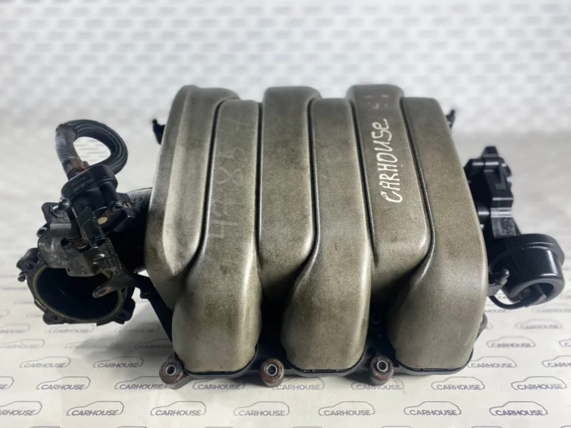 Коллектор впускной Audi A5 8T 3.2 CAL 2011