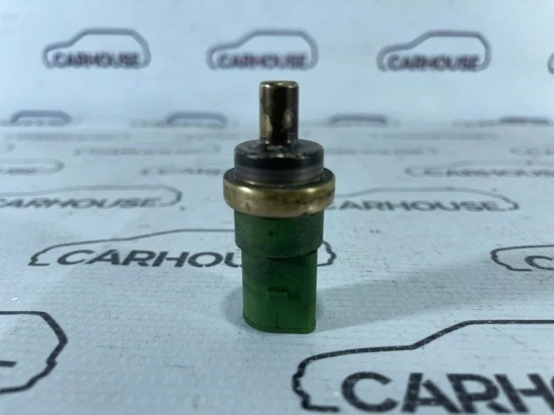 Датчик температуры охлаждающей жидкости Volkswagen