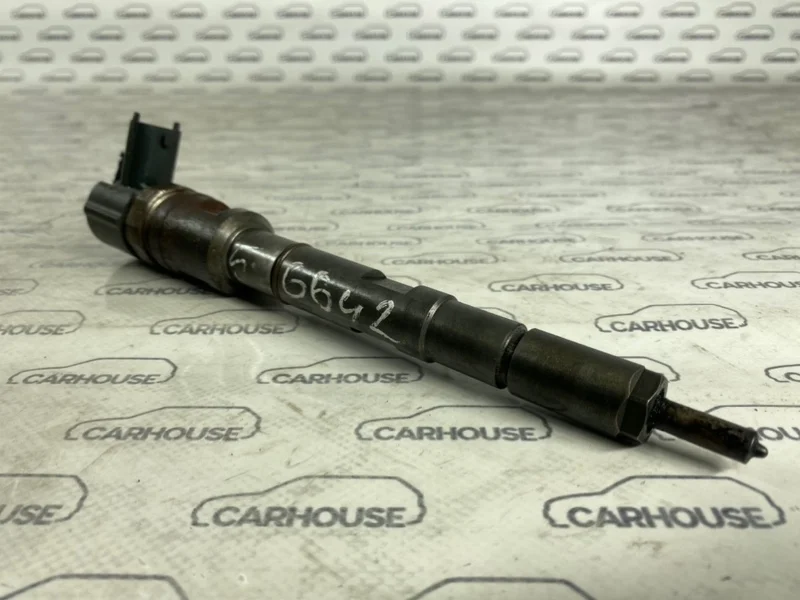 Форсунка Kia SORENTO BL 2.5 D4CB 2011