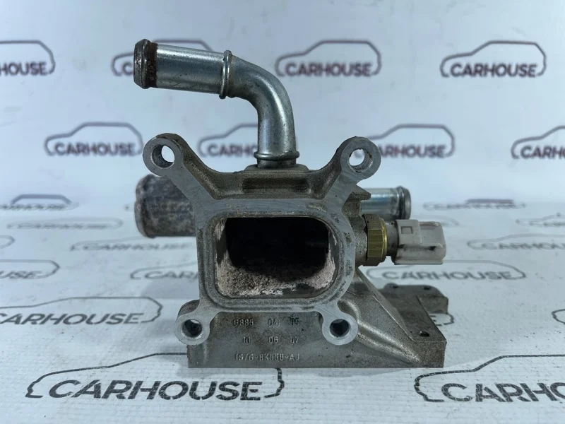 Флянец охлаждения Ford Focus 2 1.8 QQDB 2010