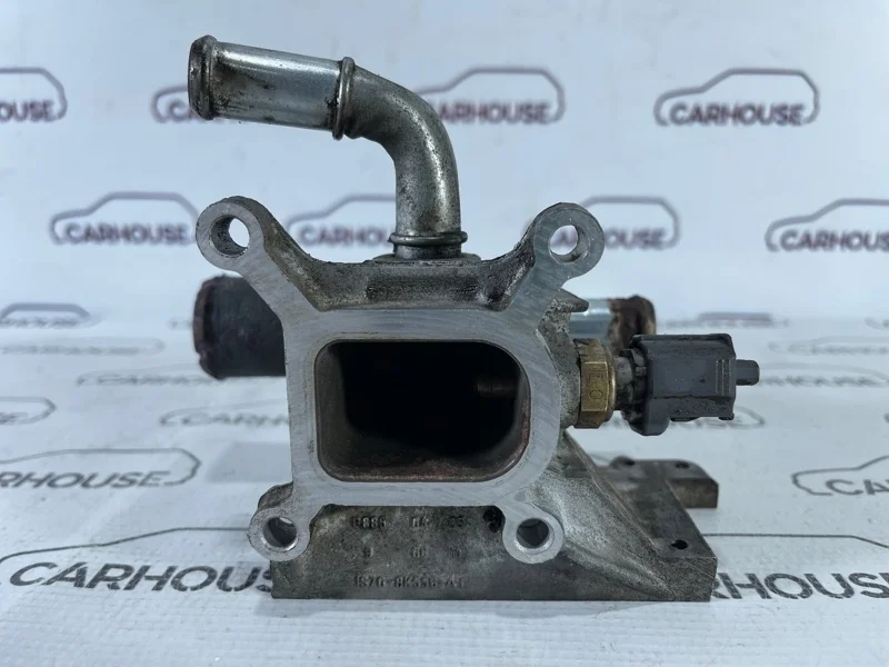 Флянец охлаждения Ford Focus 2 1.8 QQDB 2010