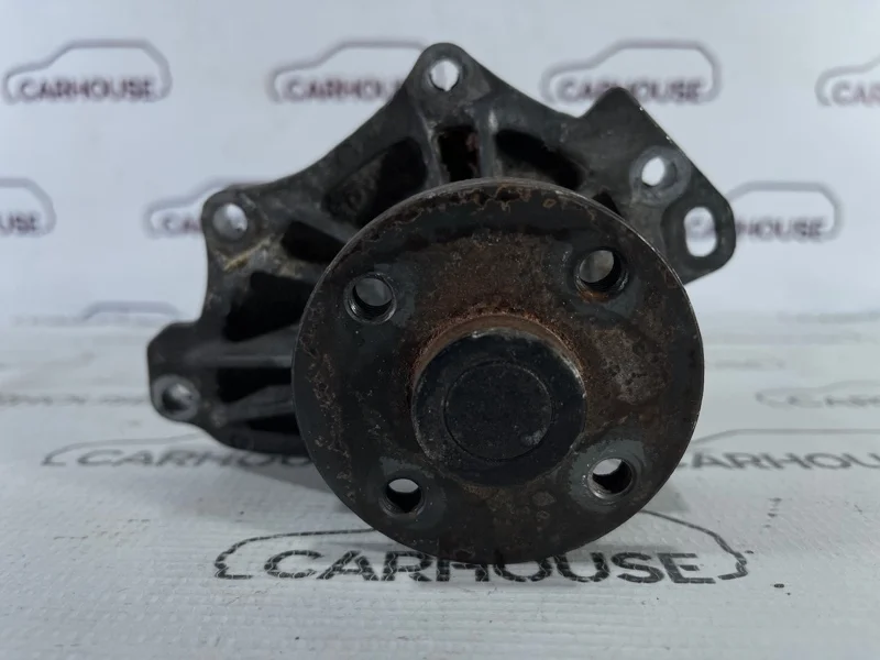 Помпа Toyota Corolla 150 1AZ 2010