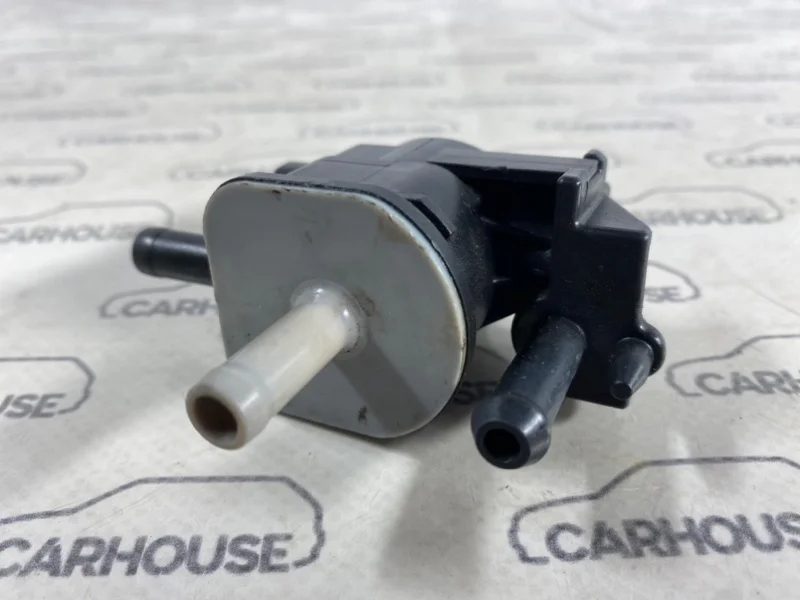 Клапан вентиляции топливного бака Toyota CAMRY