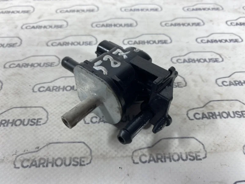 Клапан вентиляции топливного бака Toyota CAMRY