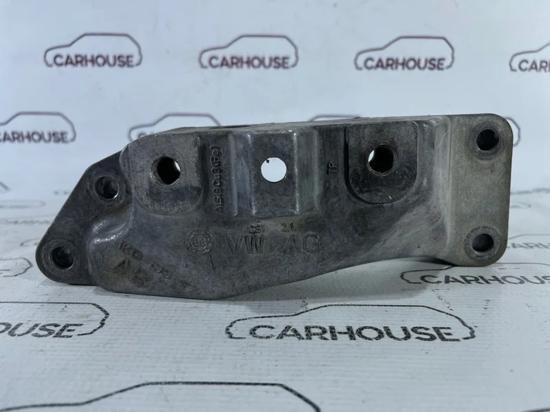 Кронштейн АКПП Volkswagen Passat B6 1.8 BZB 2010