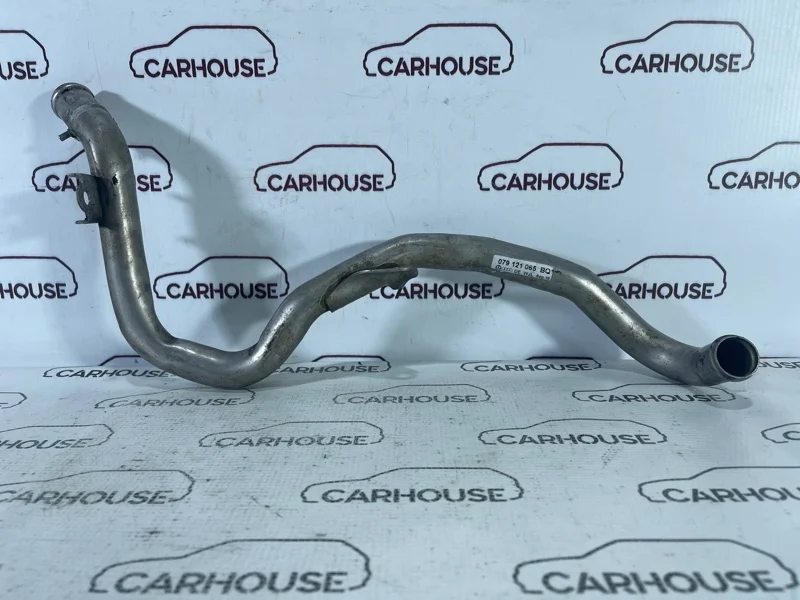 Трубка охлаждения Audi A8 D4 4.2 CDR 2012