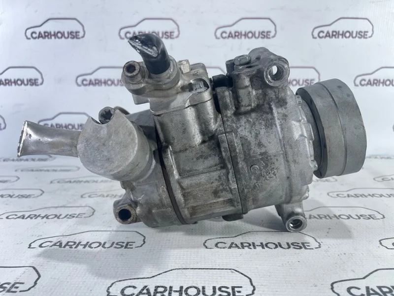 Компрессор кондиционера Audi A8 D4 4.2 CDR 2012