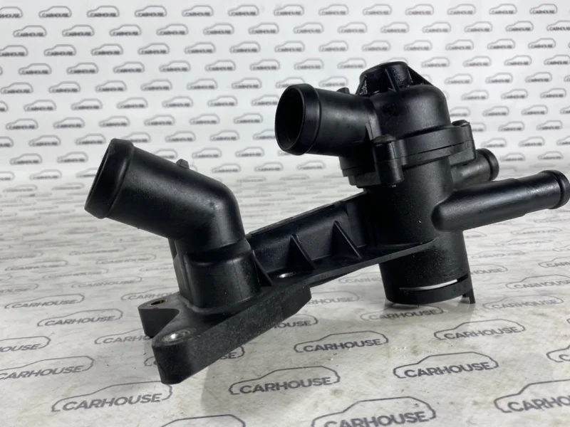 Корпус термостата Volkswagen POLO 6R 1.2 CGPA 2010