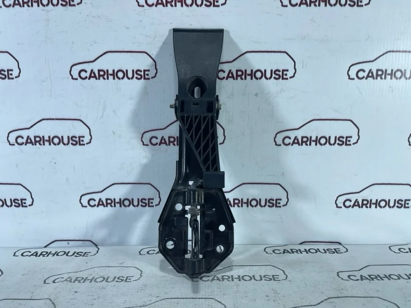 Замок капота Audi RS6 2018