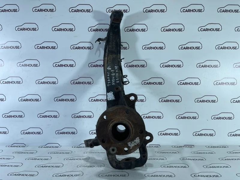 Кулак поворотный передний правый Volkswagen