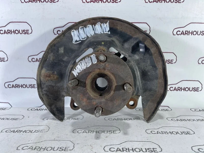 Кулак поворотный передний левый Toyota Corolla 120