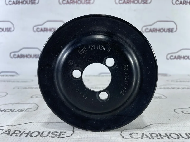 Шкив помпы Volkswagen Passat B6 1.4 CAXA 2010