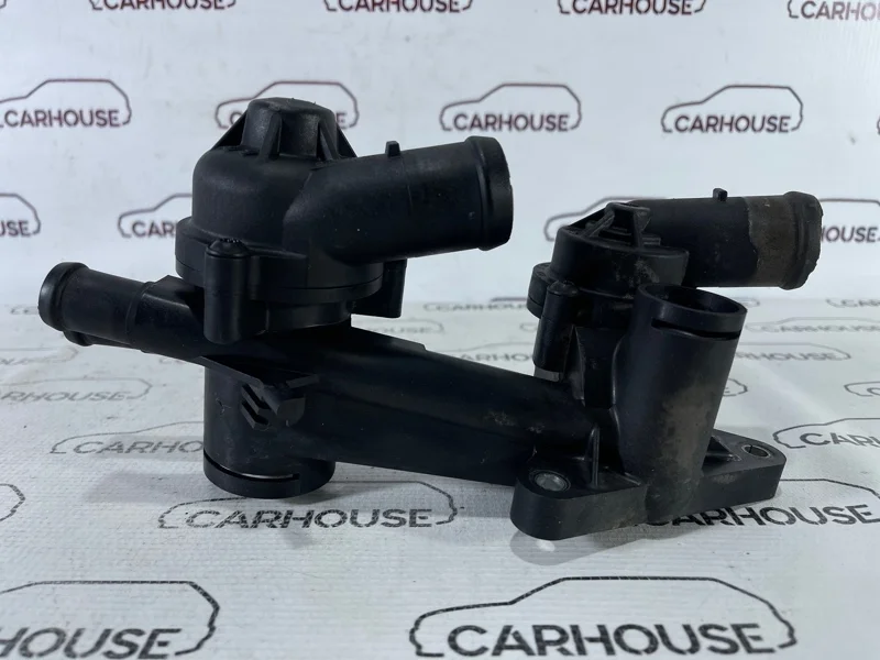 Корпус термостата Volkswagen Passat B6 1.4 CAXA