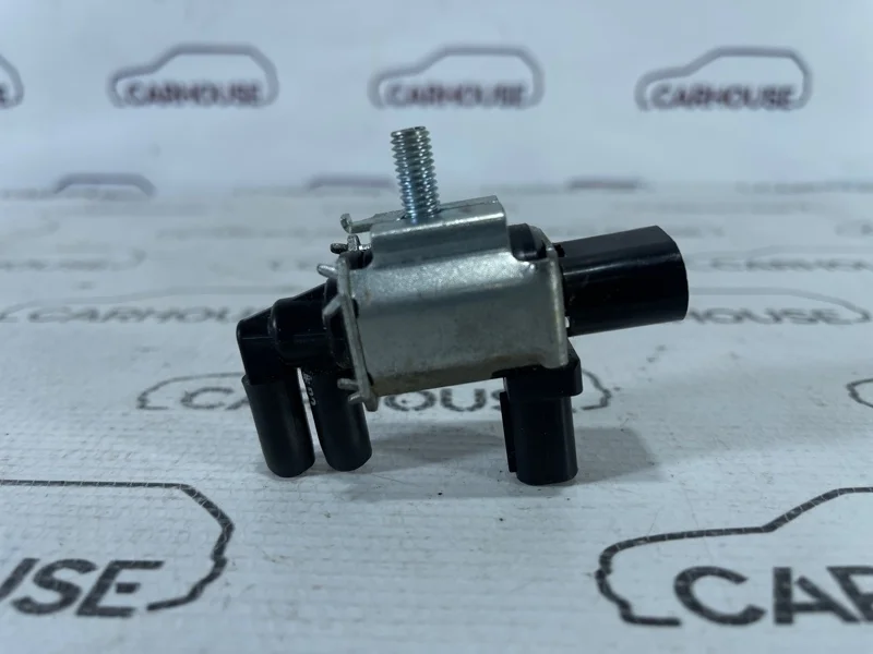 Клапан электромагнитный Ford Focus 2 1.8 QQDB 2010