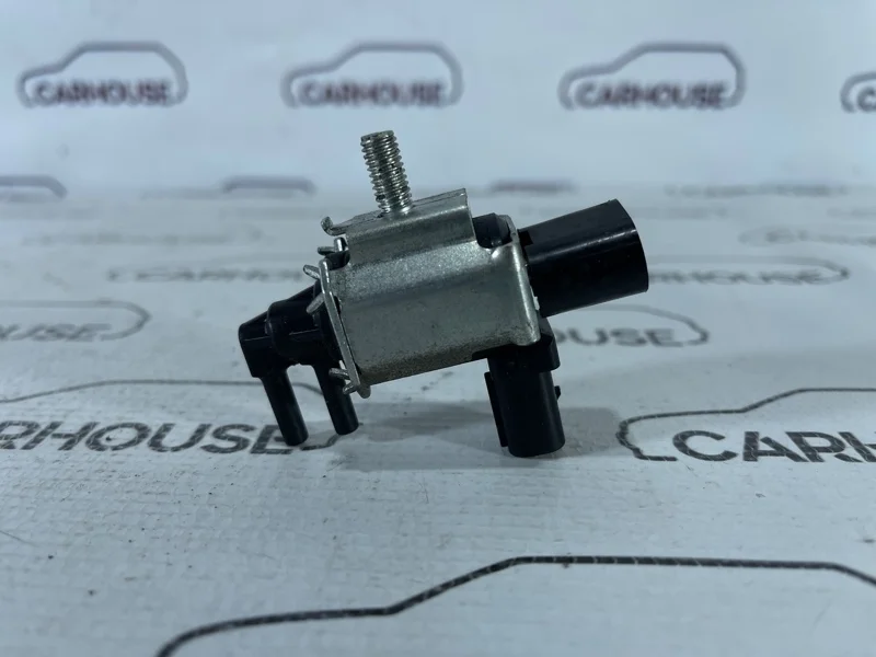 Клапан электромагнитный Ford Focus 2 1.8 QQDB 2010