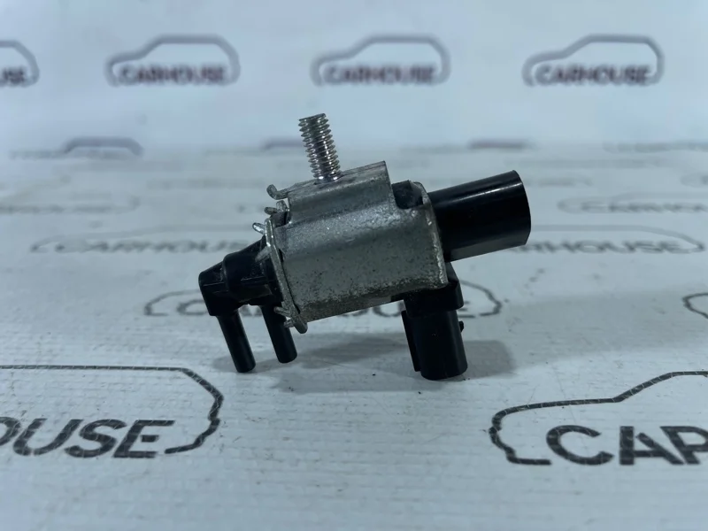 Клапан электромагнитный Ford Focus 2 1.8 QQDB 2010