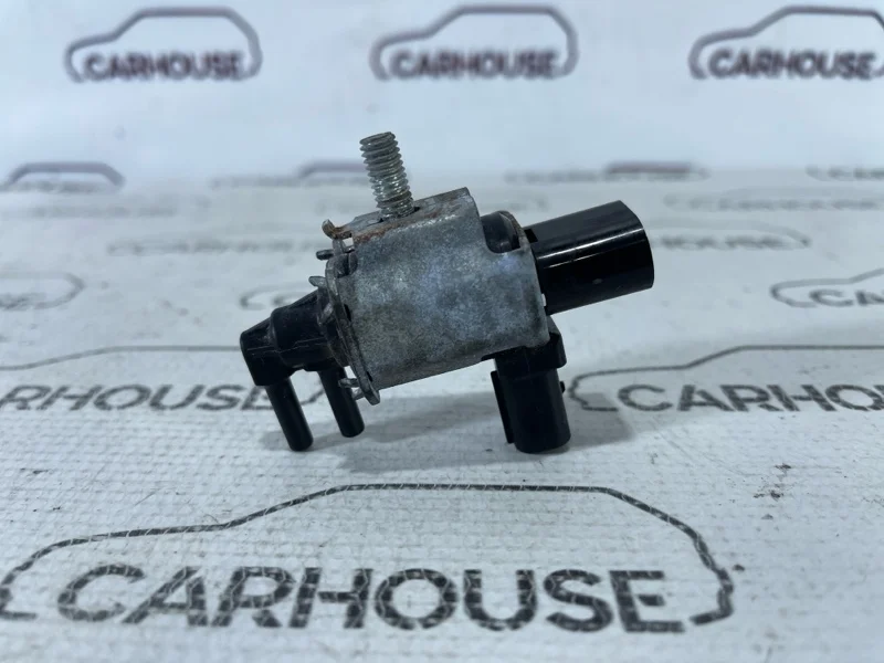 Клапан электромагнитный Ford Focus 2 1.8 QQDB 2010