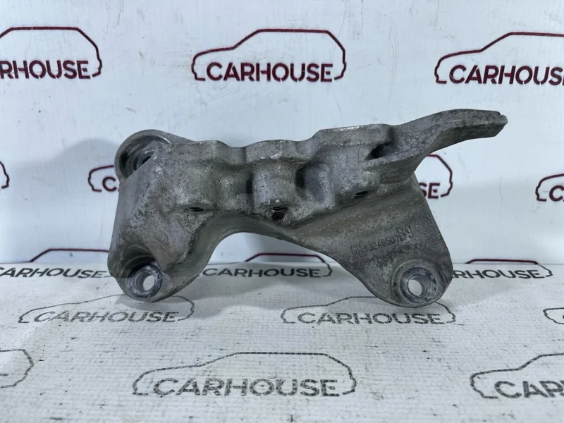 Кронштейн двигателя правый Chevrolet Cruze 1.8