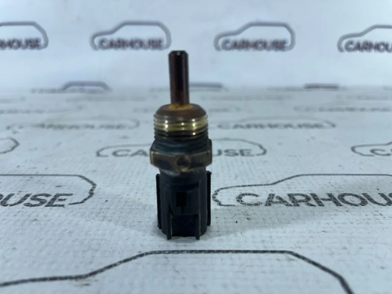 Датчик температуры охлаждающей жидкости Mitsubishi