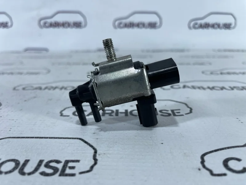 Клапан электромагнитный Ford Focus 2 1.8 QQDB 2010