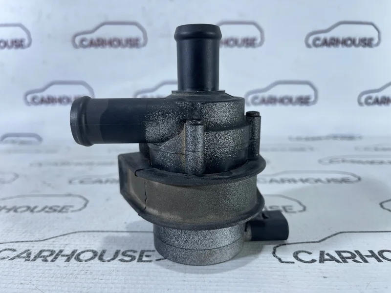 Насос водяной электрический Volkswagen Passat B6