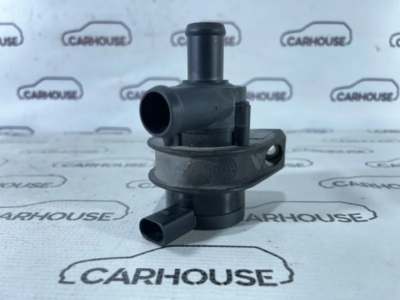 Насос водяной электрический Volkswagen Golf 6 1.2