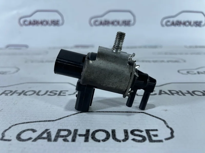 Клапан электромагнитный Ford Focus 2 1.8 QQDB 2010