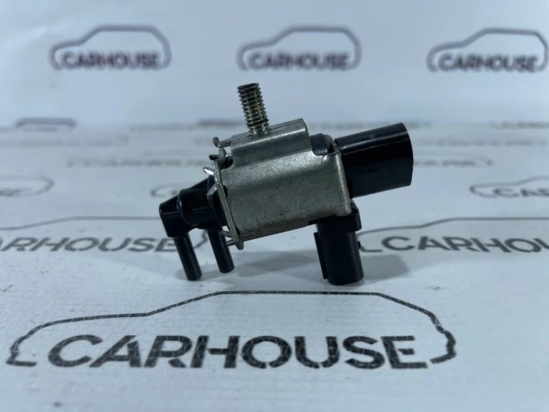 Клапан электромагнитный Ford Focus 2 1.8 QQDB 2010