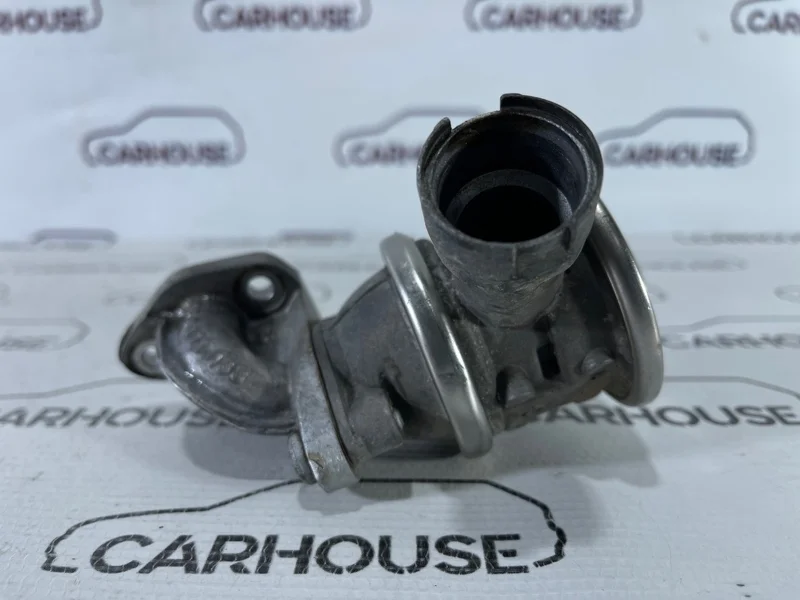 Клапан егр Audi Q7 4.2 BAR 2014