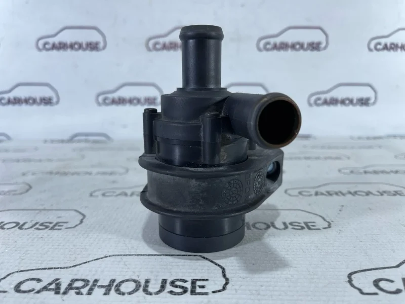 Насос водяной электрический Volkswagen Passat B6