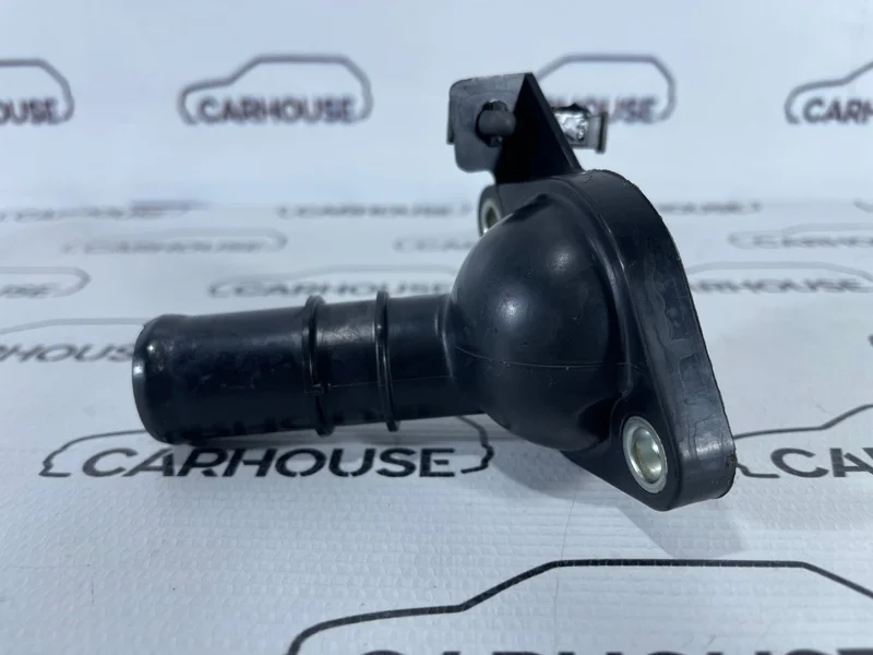 Флянец охлаждения Mazda Demio 1.5 ZY-VE 2009