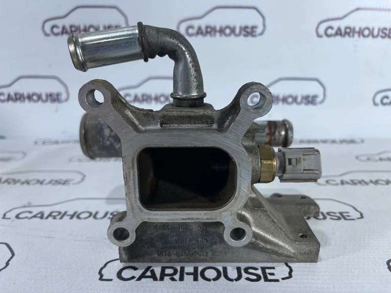 Флянец охлаждения Ford Focus 2 1.8 QQDB 2010