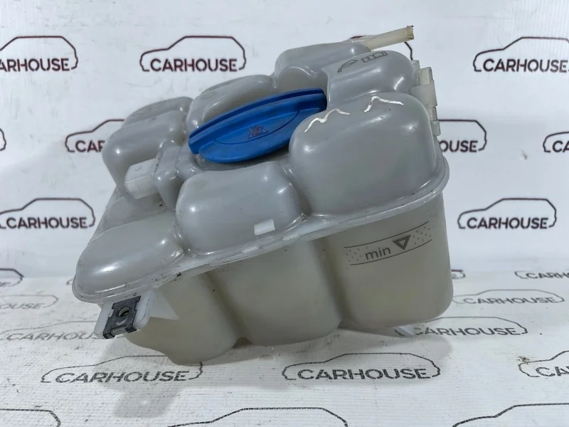 Бачок расширительный Volkswagen Touareg FL R-LINE