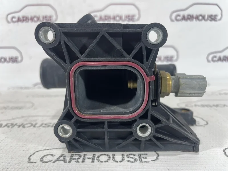 Флянец охлаждения Ford Focus 2 1.8 QQDB 2011