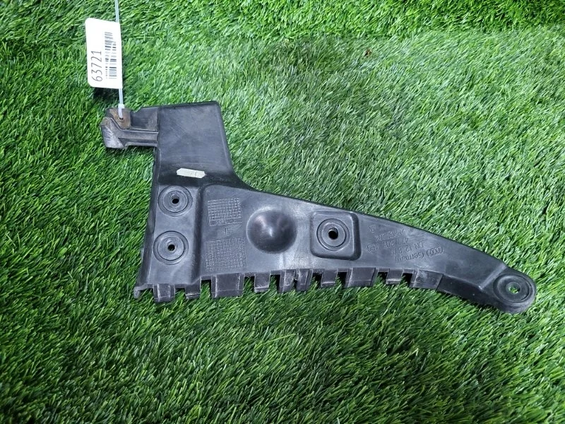 Кронштейн крепления бампера Audi A6 Allroad 2004 C5