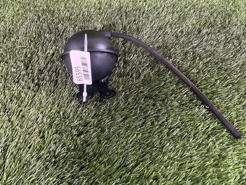 Ресивер воздушный вакуумный Audi A4 2002 054129808 B6 ALT 2.0