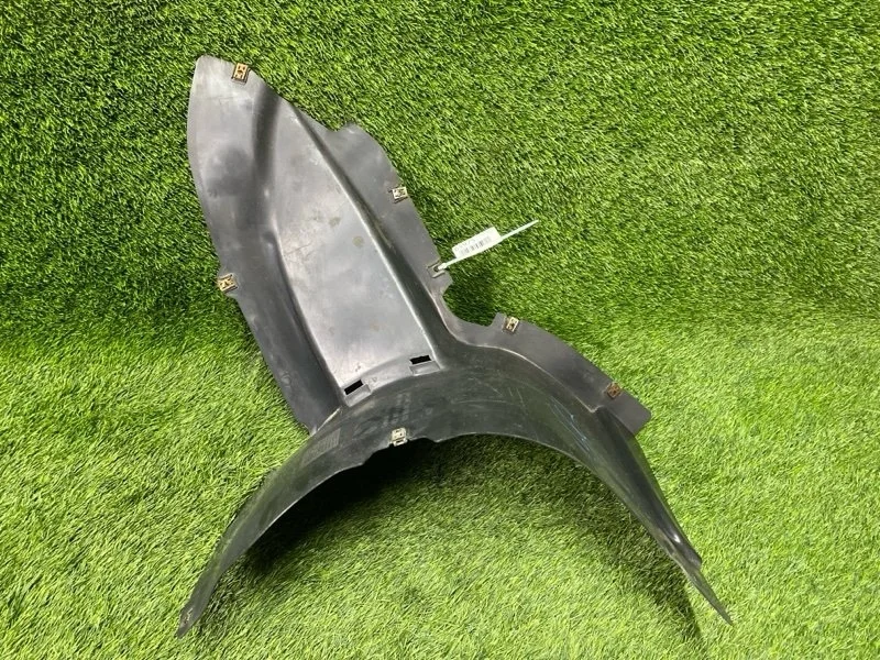 Подкрылок Volkswagen Passat 2008 3C0805911B B6 VARIANT CAW 2.0T, передний левый