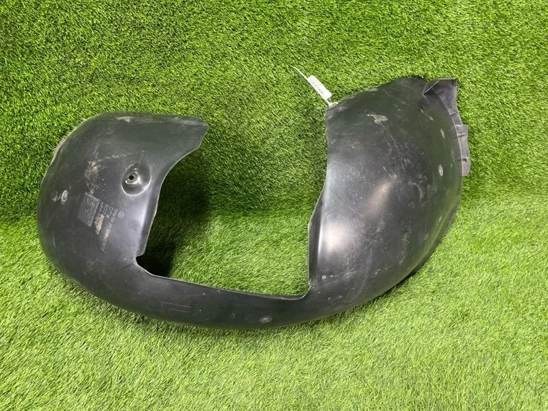 Подкрылок Volkswagen Passat 2010 3C0805977 B6 VARIANT CDA 1.8T, передний левый