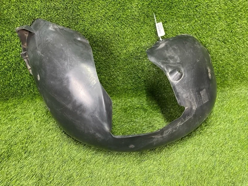 Защита арки крыла Volkswagen Passat 2008 3C0805978 B6 VARIANT CAW 2.0T, передняя правая