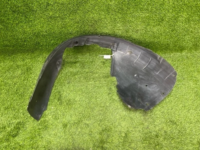 Подкрылок Audi A4 2007 8E0821172E B7 BFB 1.8T, передний правый