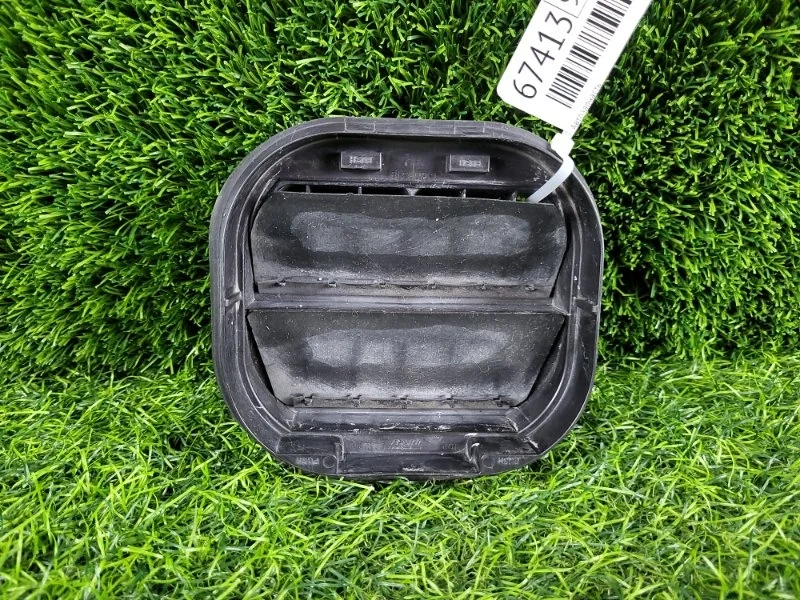 Решетка вентиляционная Chevrolet Aveo 2012 13502348 T300 F16D4, задняя