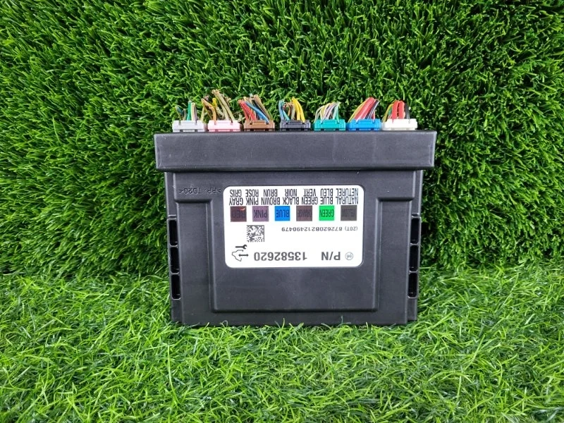 Блок комфорта Chevrolet Aveo 2012 13582620 T300 F16D4